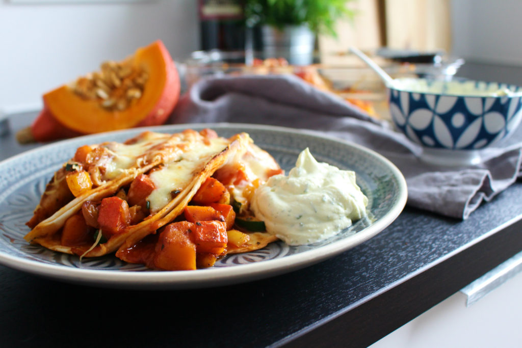 Überbackene Tortillas mit Kürbis und Zucchini* - nonolicious